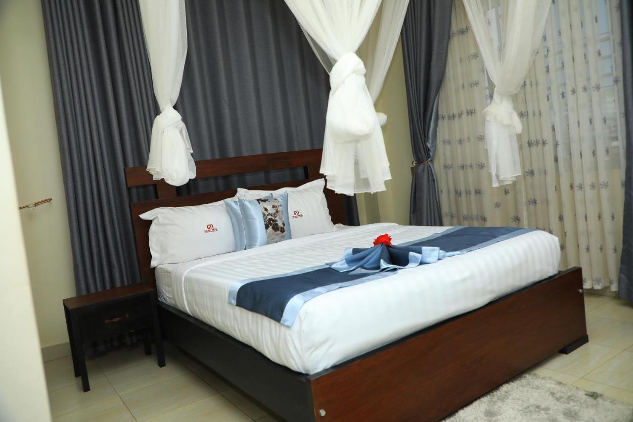 Galaxy Motel Kampala Buitenkant foto